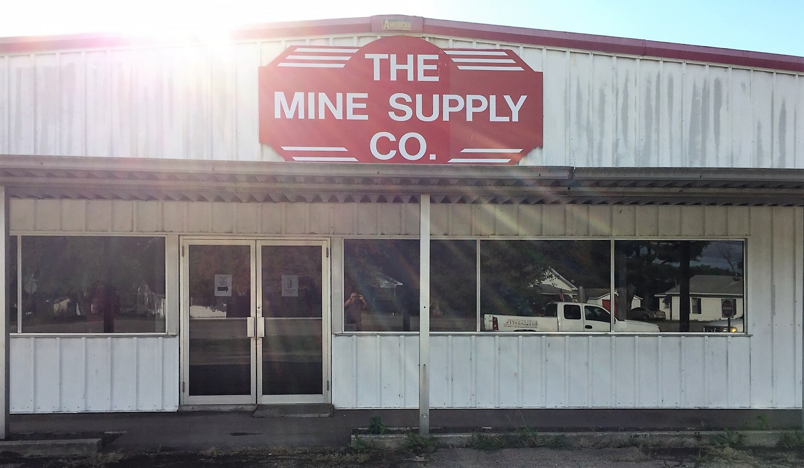 Mt Vernon IL store front